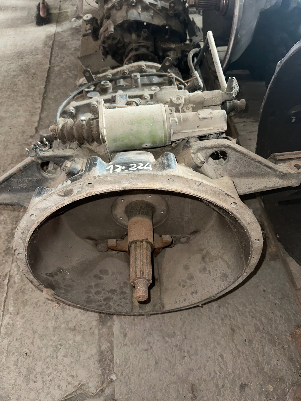 Cambio Man 13.224 tipo Eaton usato
