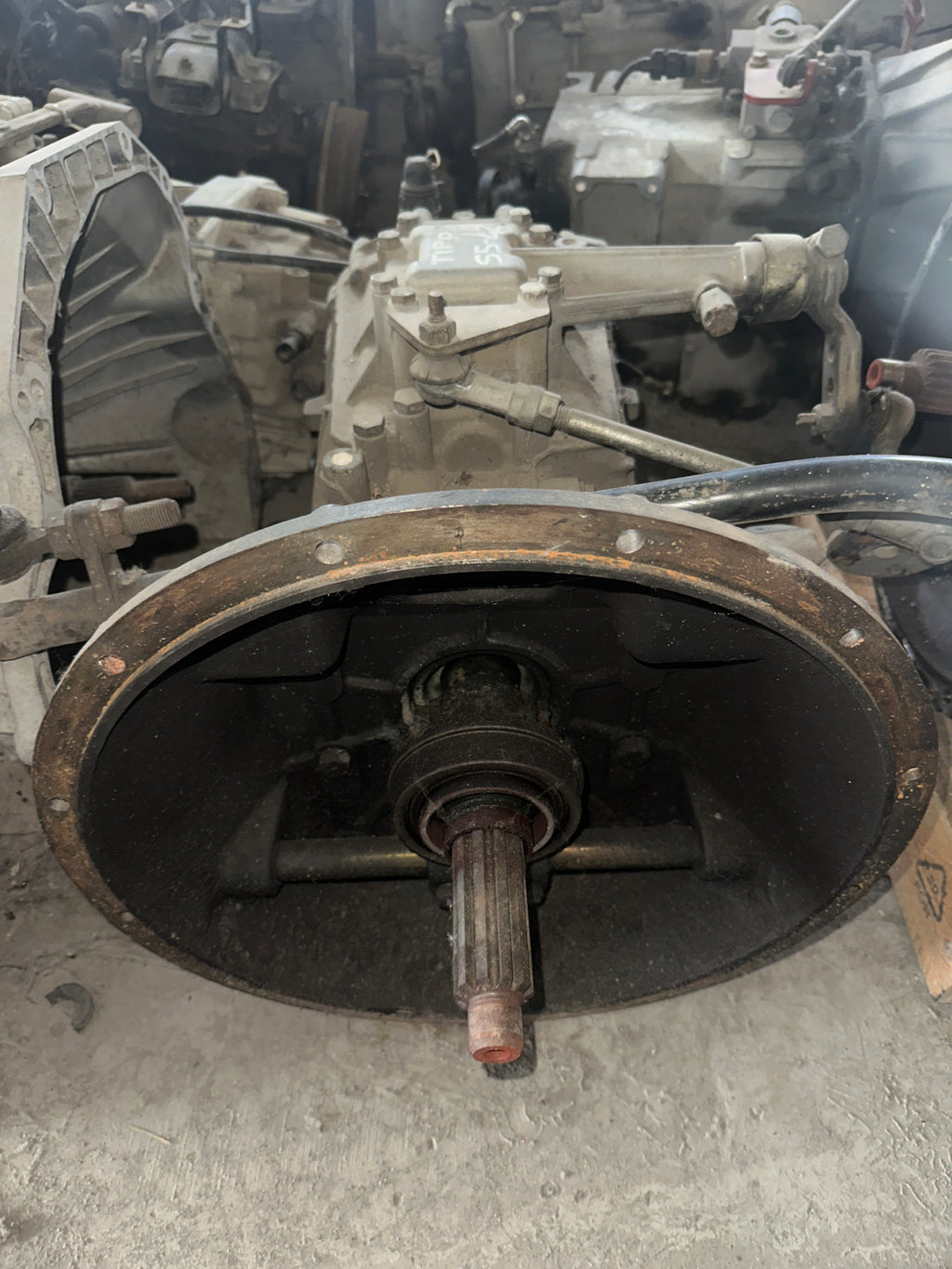 Cambio Nissan tipo ZF usato