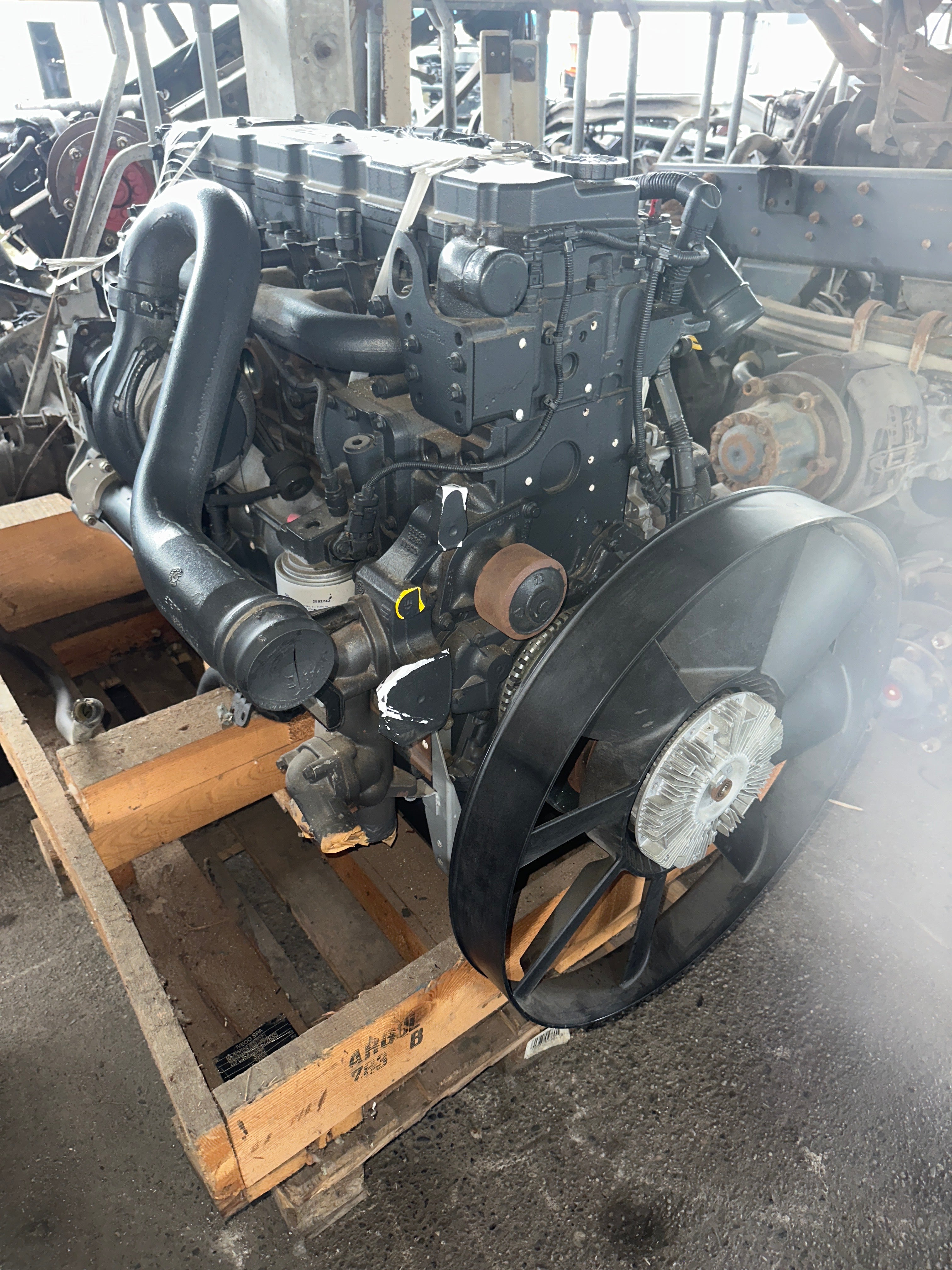 Motore Iveco 160E22 E5 tipo Tector 6 cilindri nuovo mai usato