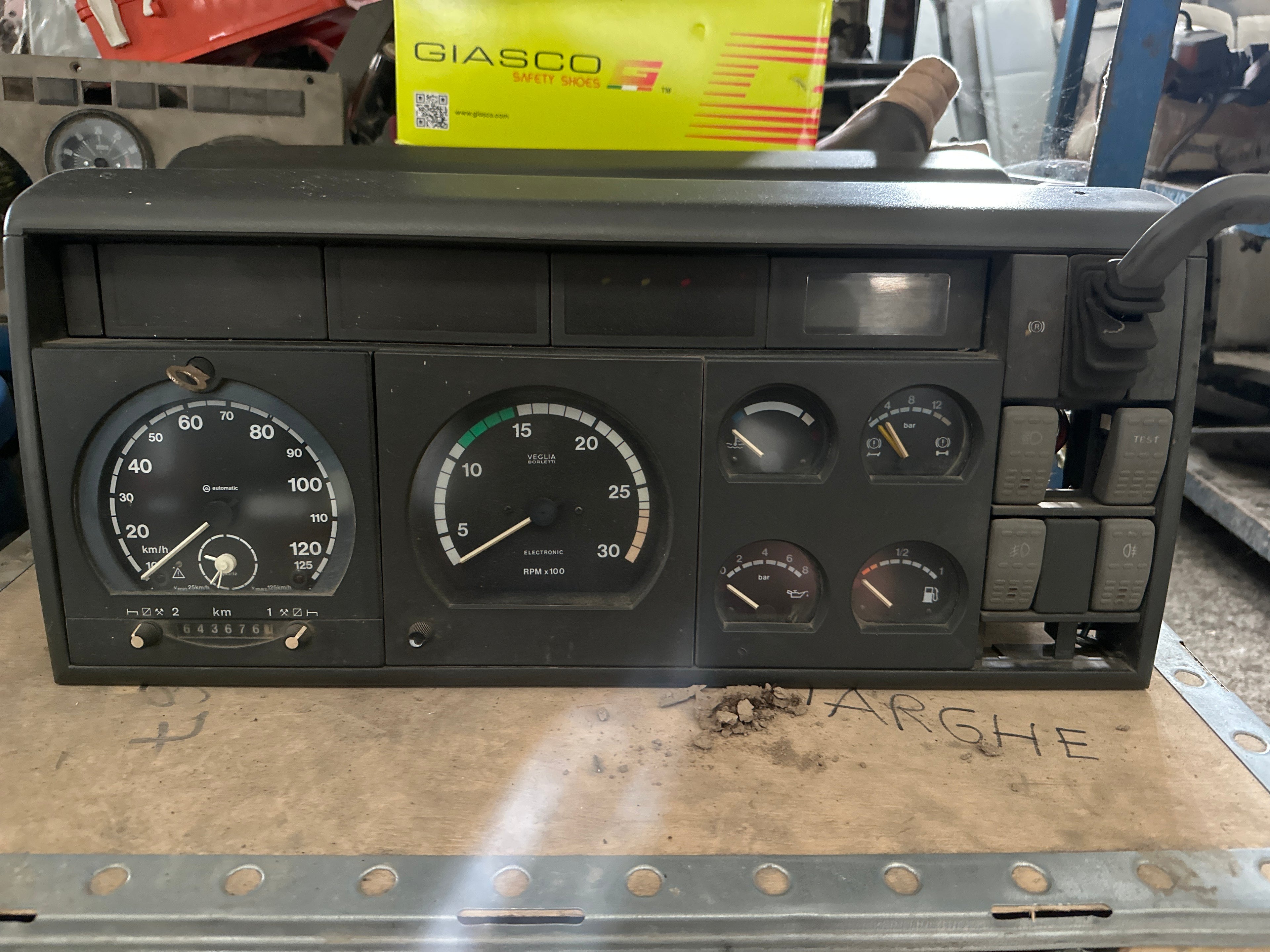 Quadro Strumenti Iveco eurostar eurotech 1990/2000 usato