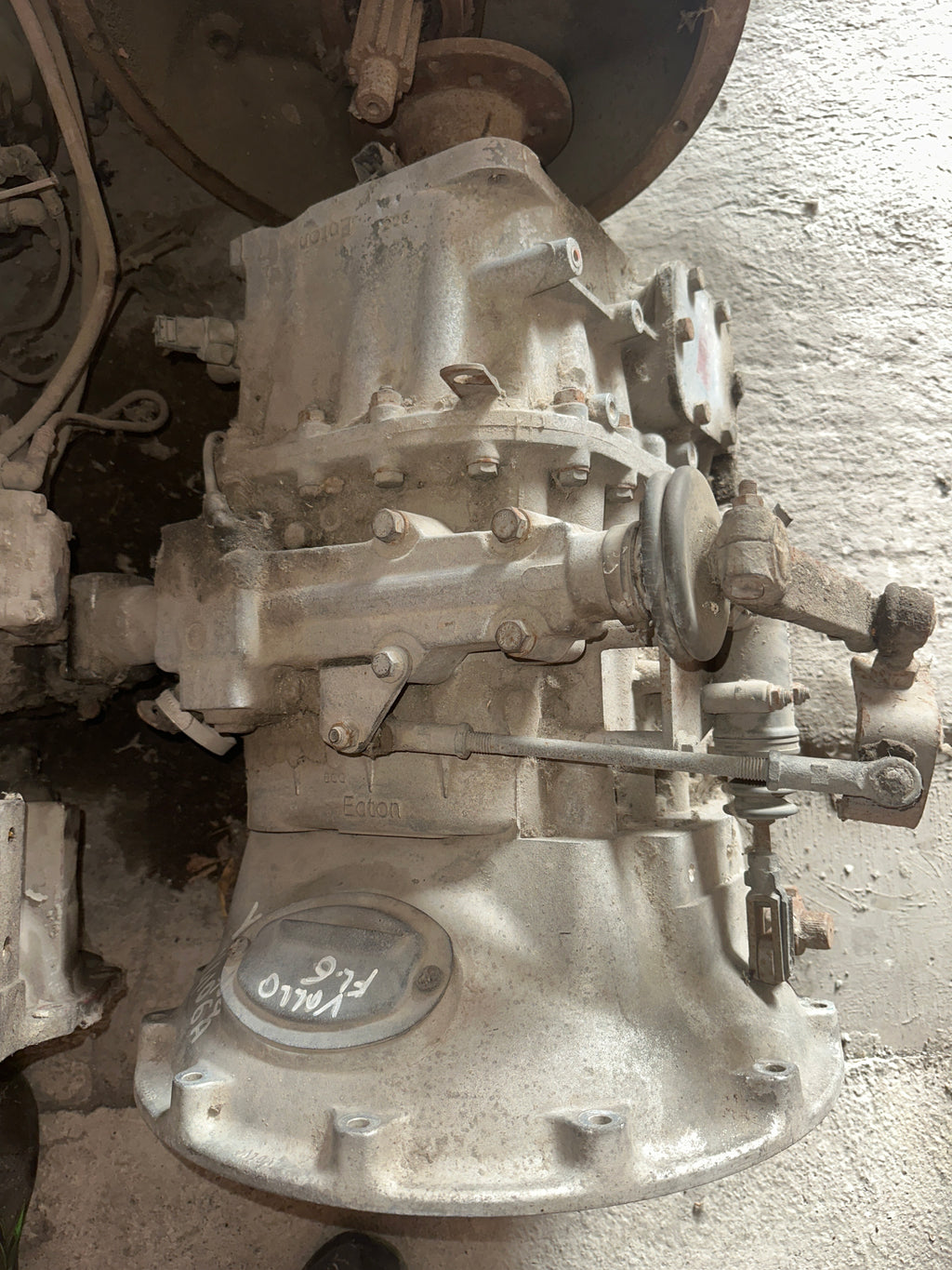 Cambio Volvo FL6 tipo Eaton usato