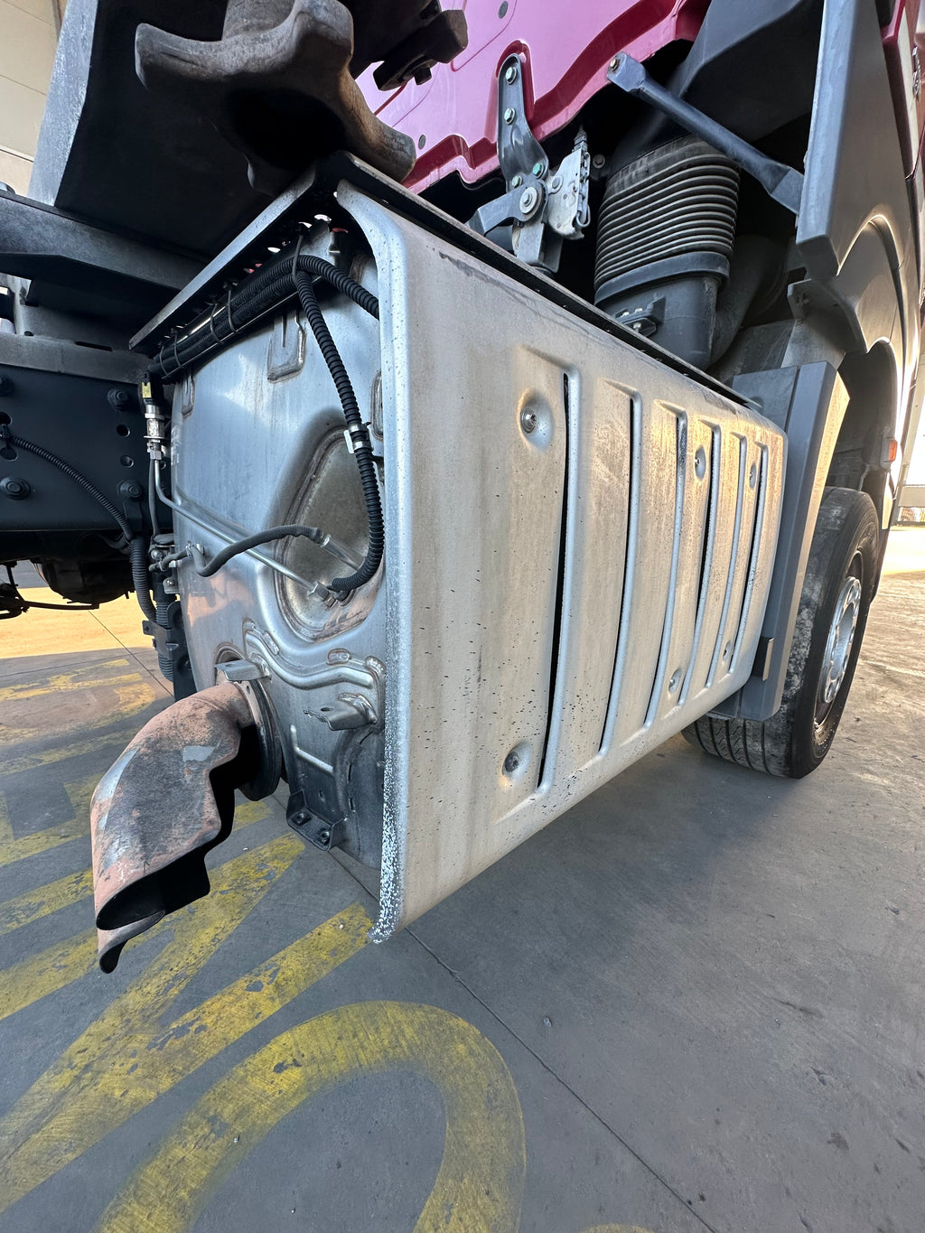 Silenziatore Mercedes Actros E6 completa usata