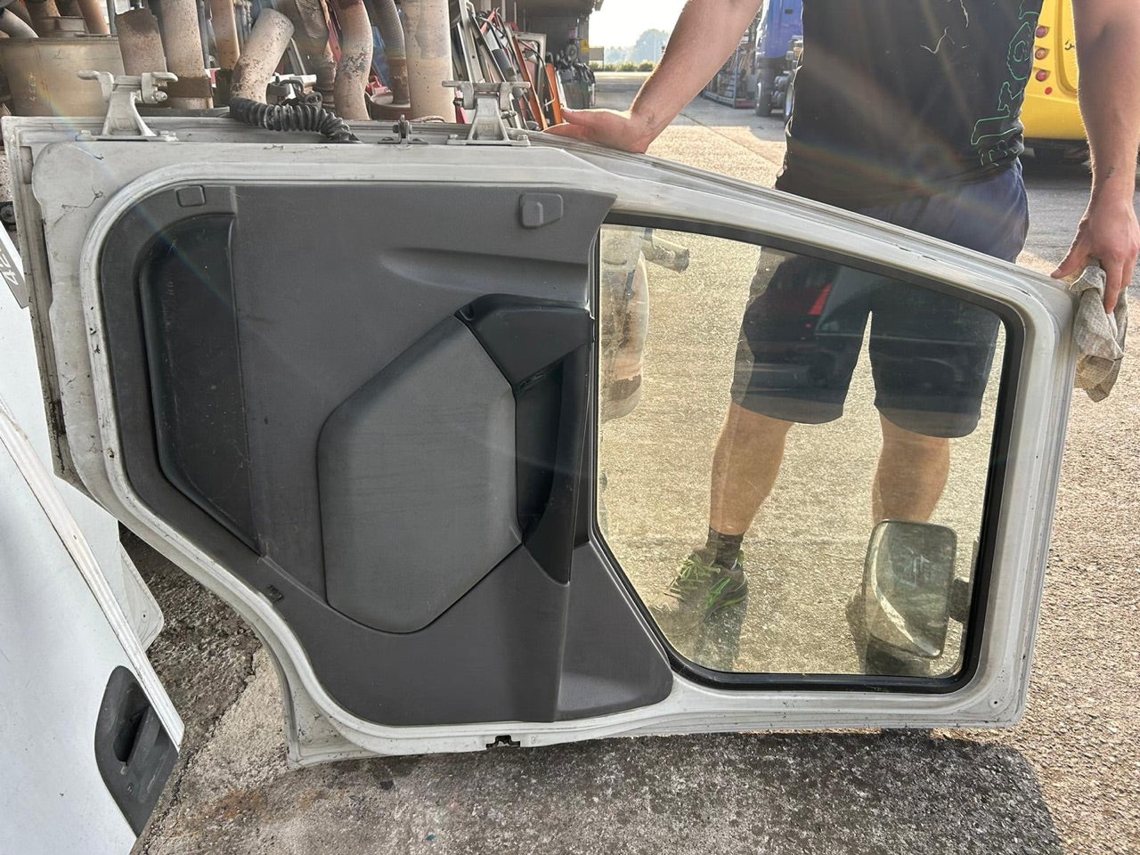 Portiera Renault premium 300\320\370\400 usata lato guida