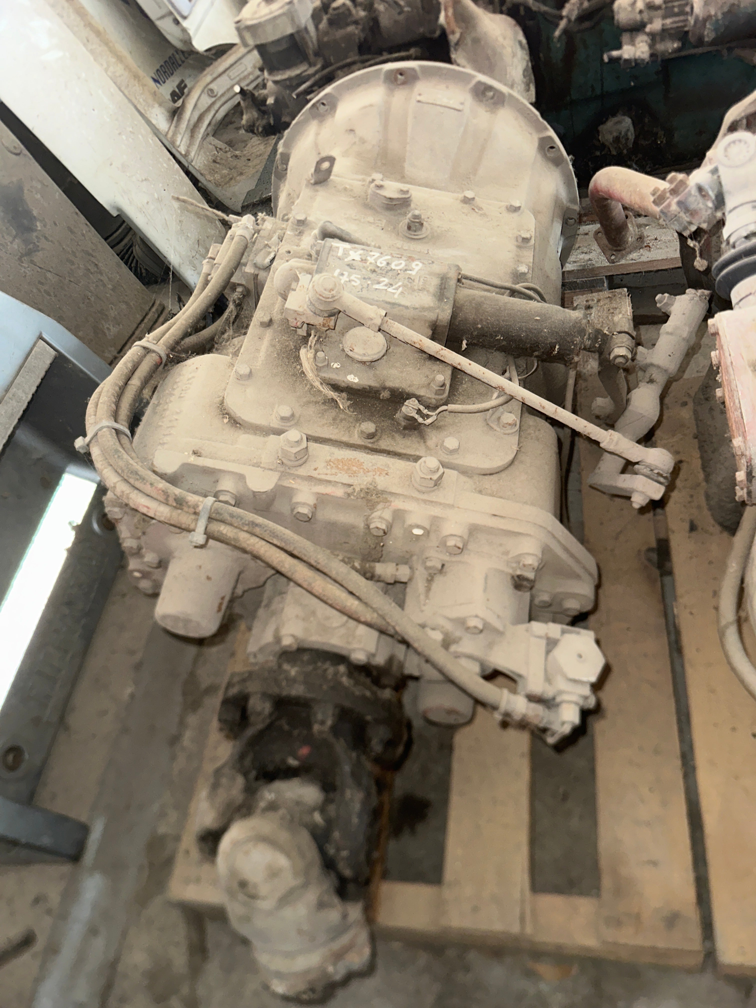 Cambio Iveco 175.24 tipo Eaton usato