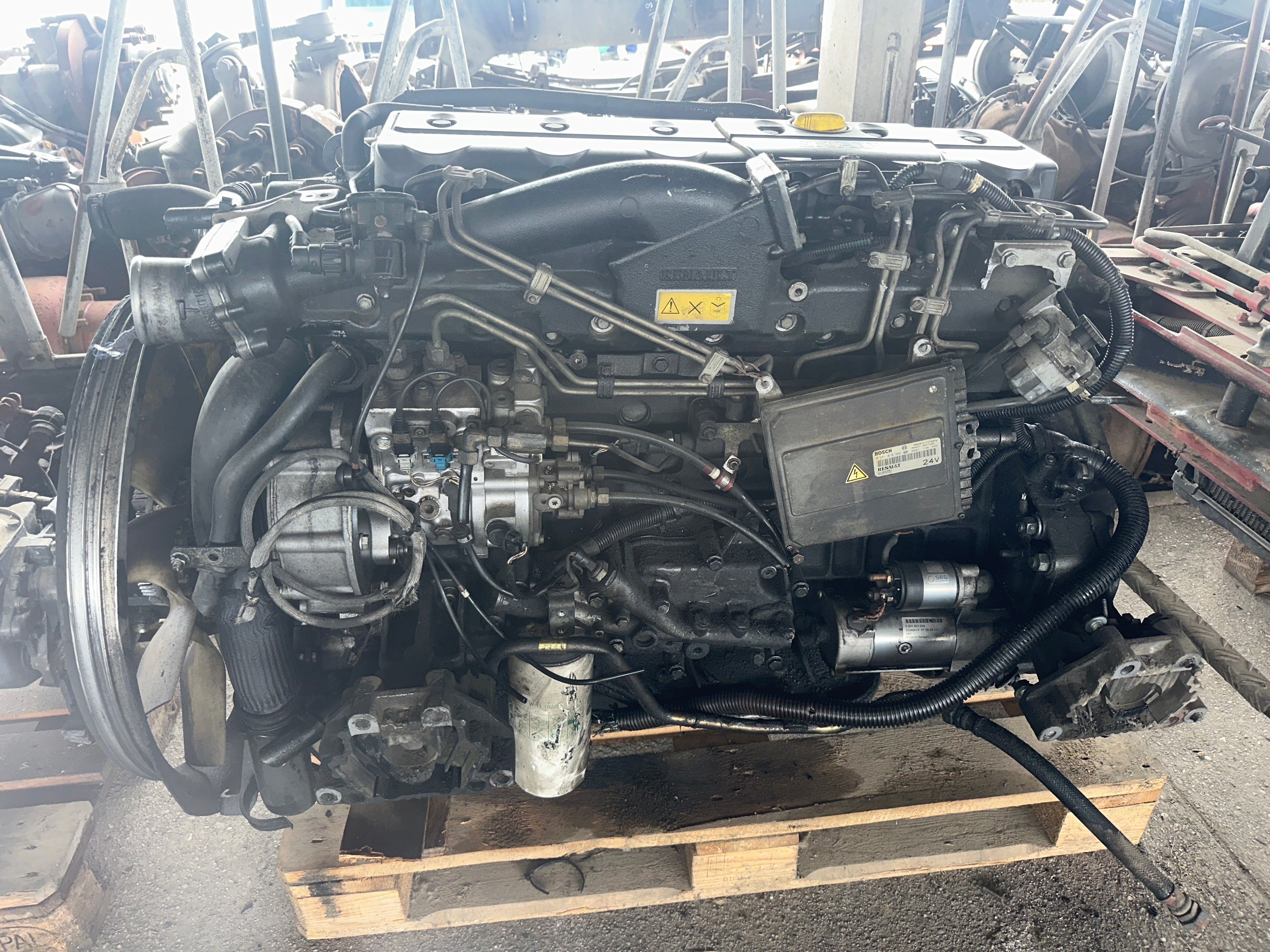 Motore Renault Midlum 270 usato