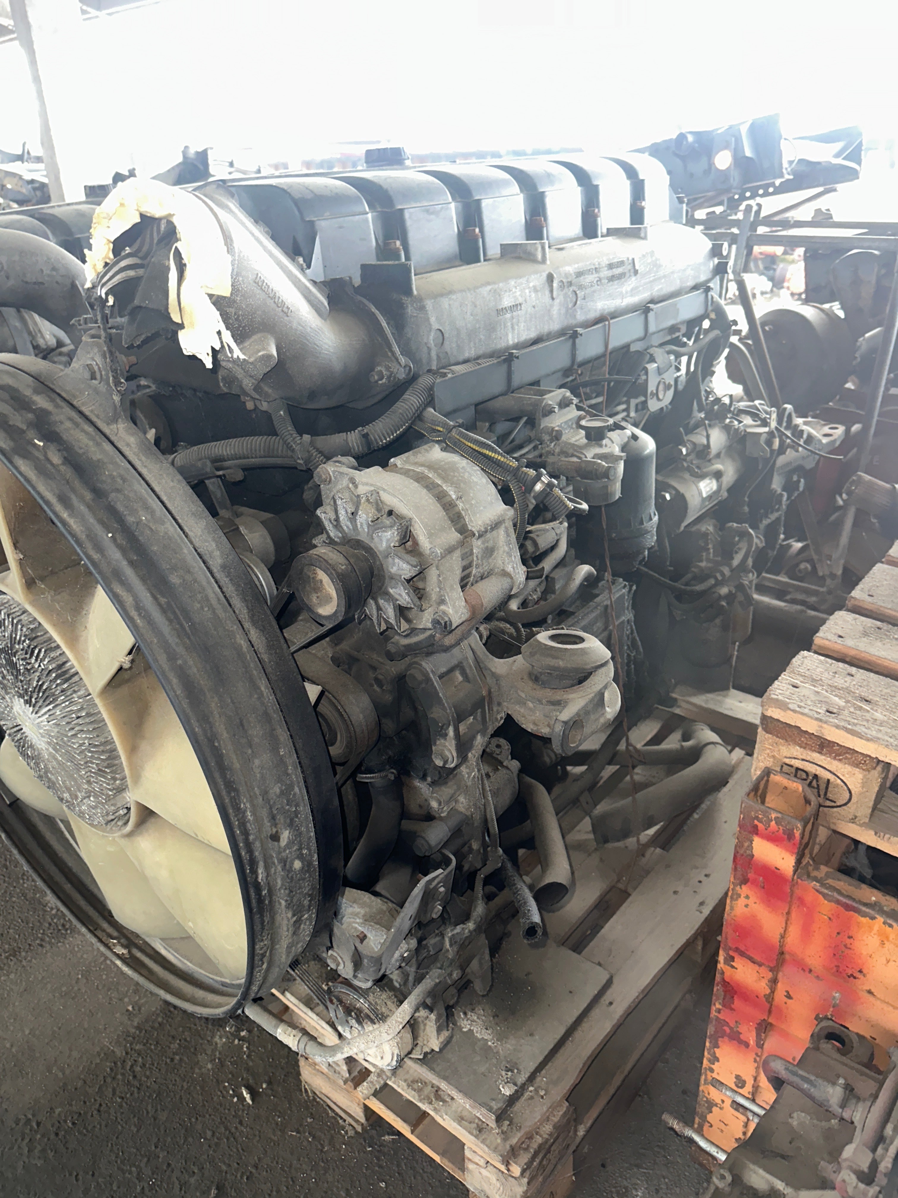 Motore Renault Premium 420 dci usato