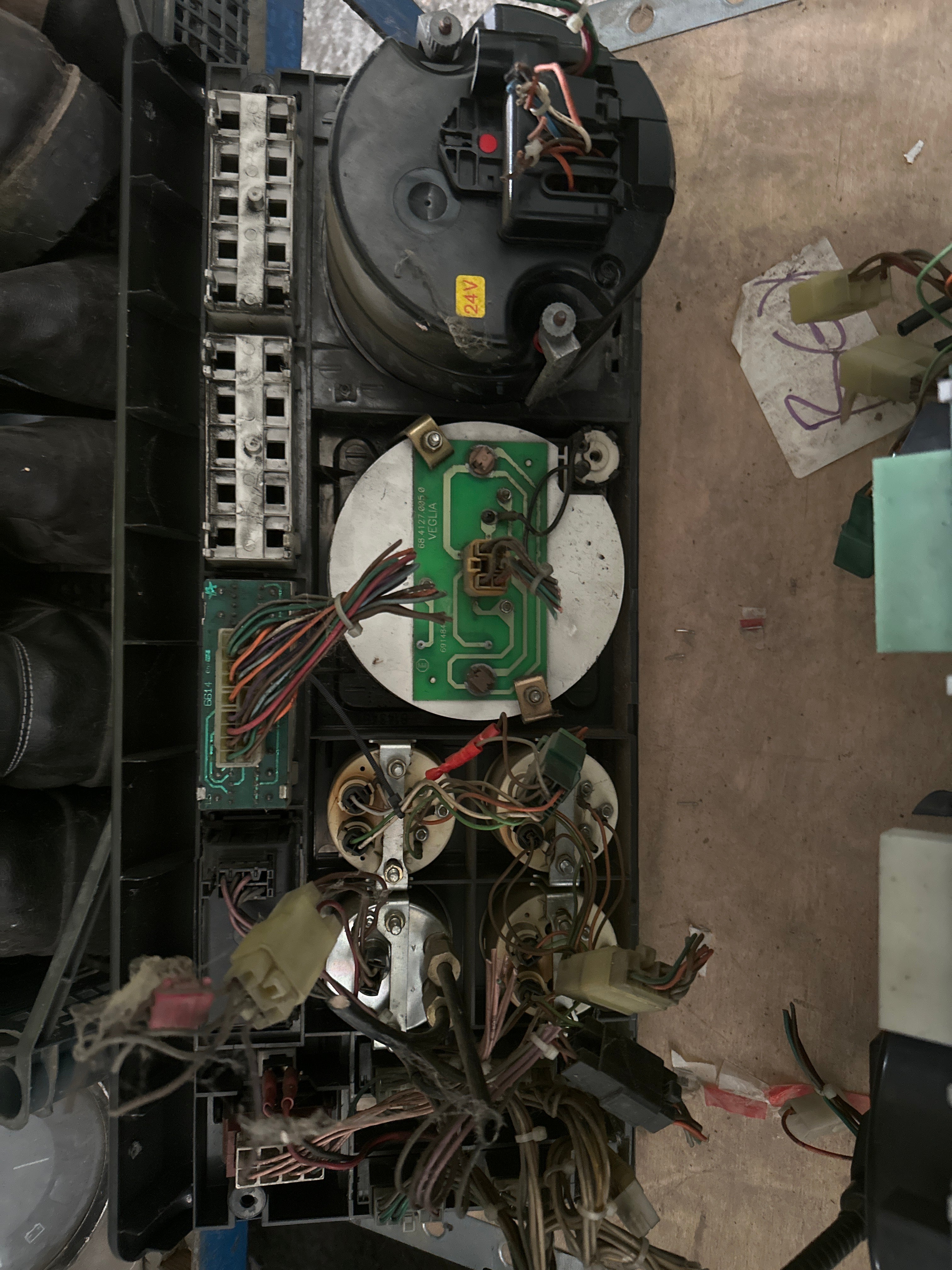 Quadro Strumenti Iveco eurostar eurotech 1990/2000 usato