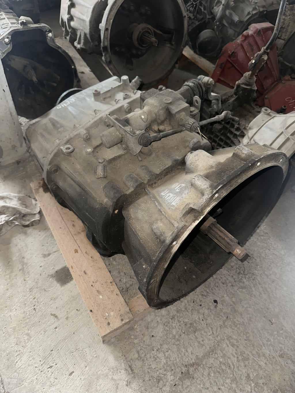Cambio Renault Midlum 210 tipo Eaton usato