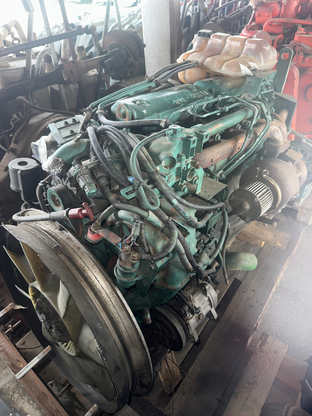 Motore Volvo FL220 completo usato