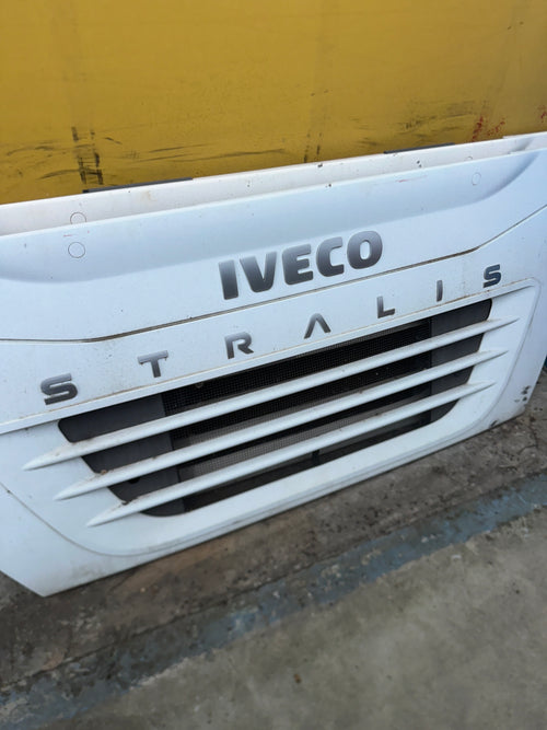 Calandra Iveco stralis E5 usata