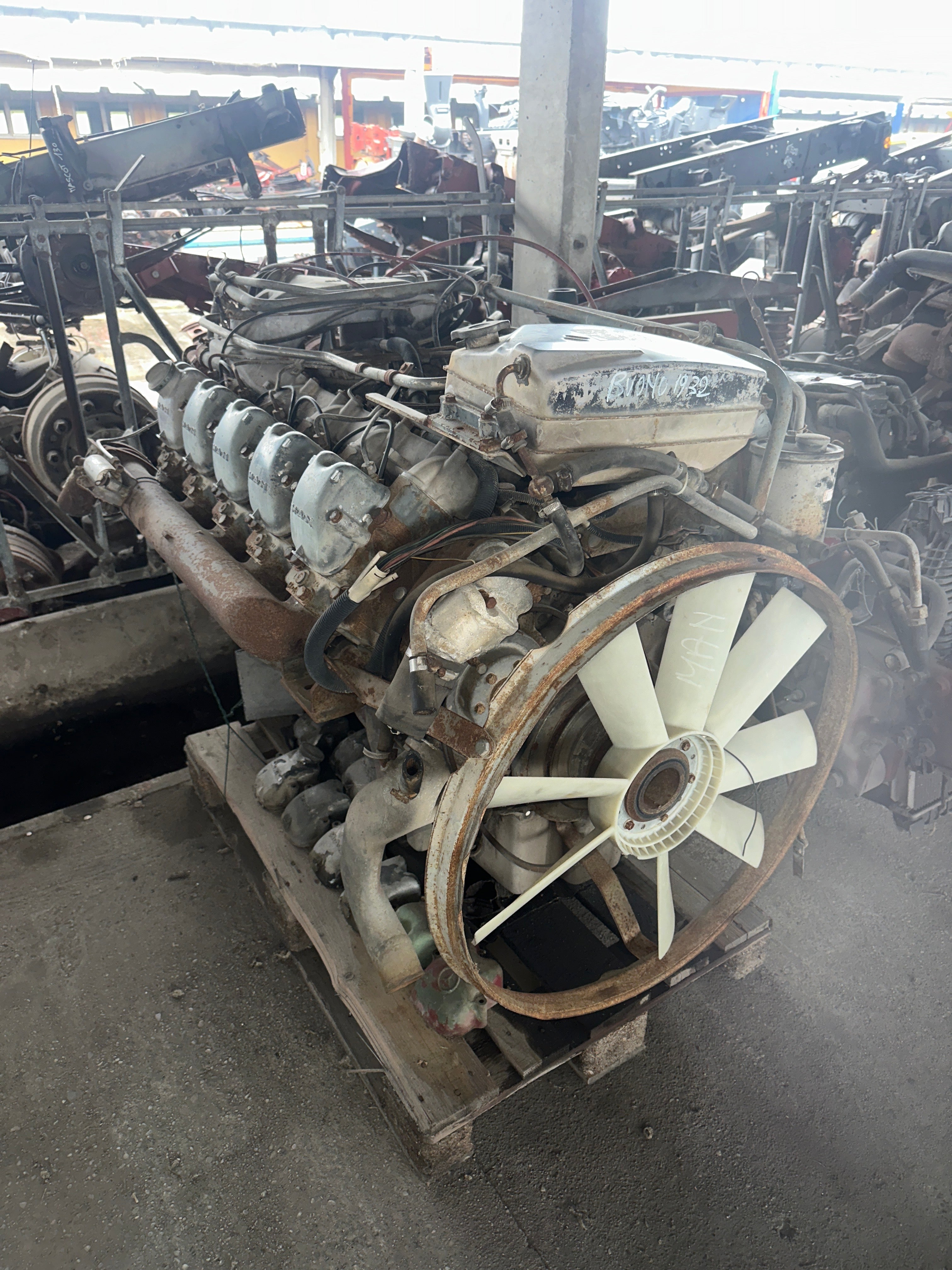 Motore Man 33.320 tipo OM403 usato