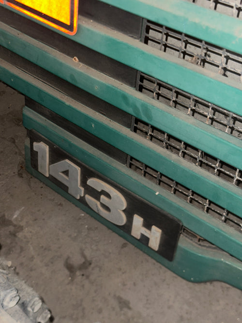 Calandra Scania 143H usata