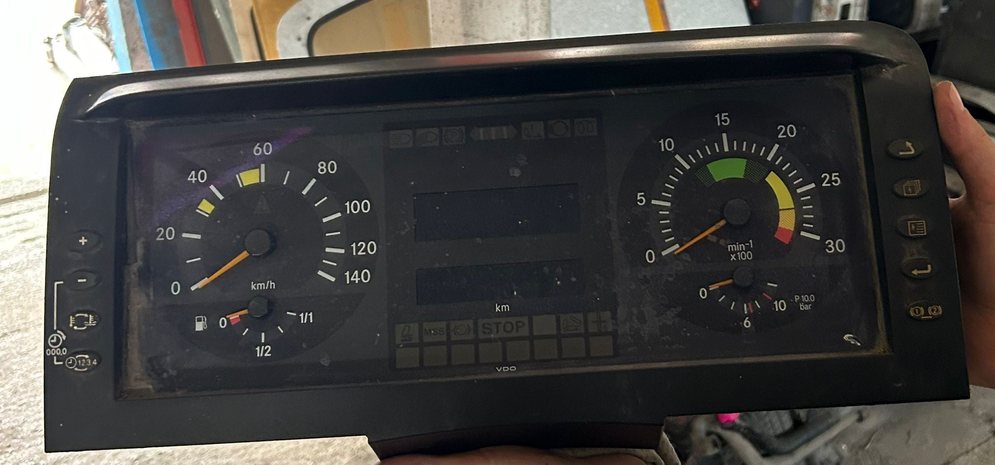 Quadro strumenti mercedes 818 usato