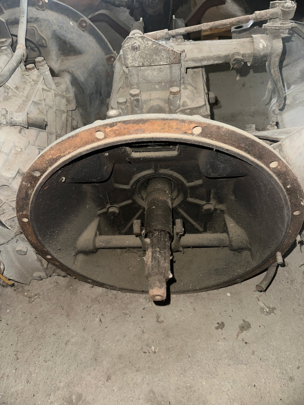 Cambio Nissan Atleon tipo ZF usato
