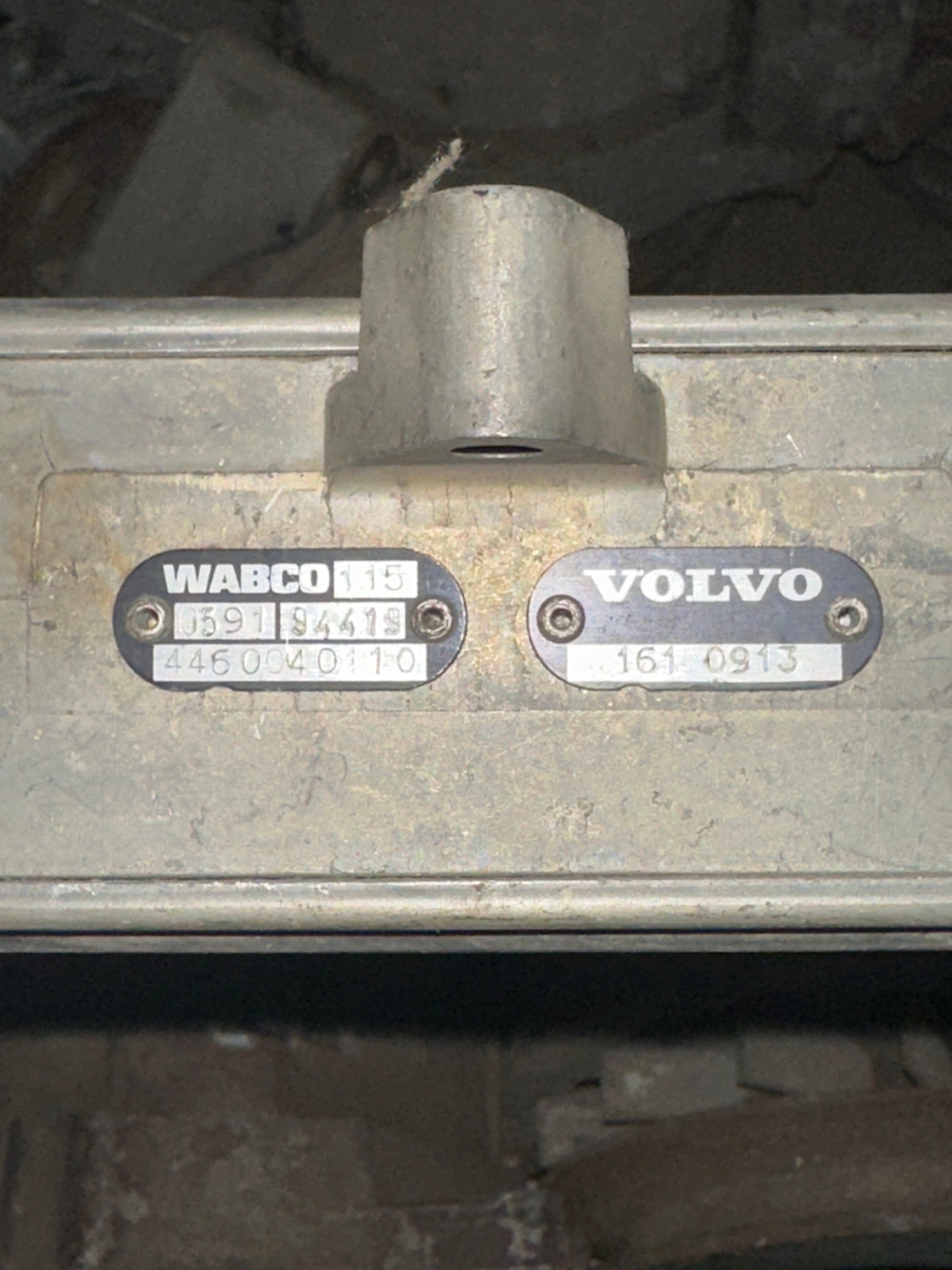 Centralina Volvo 161 0913 Wabco usata