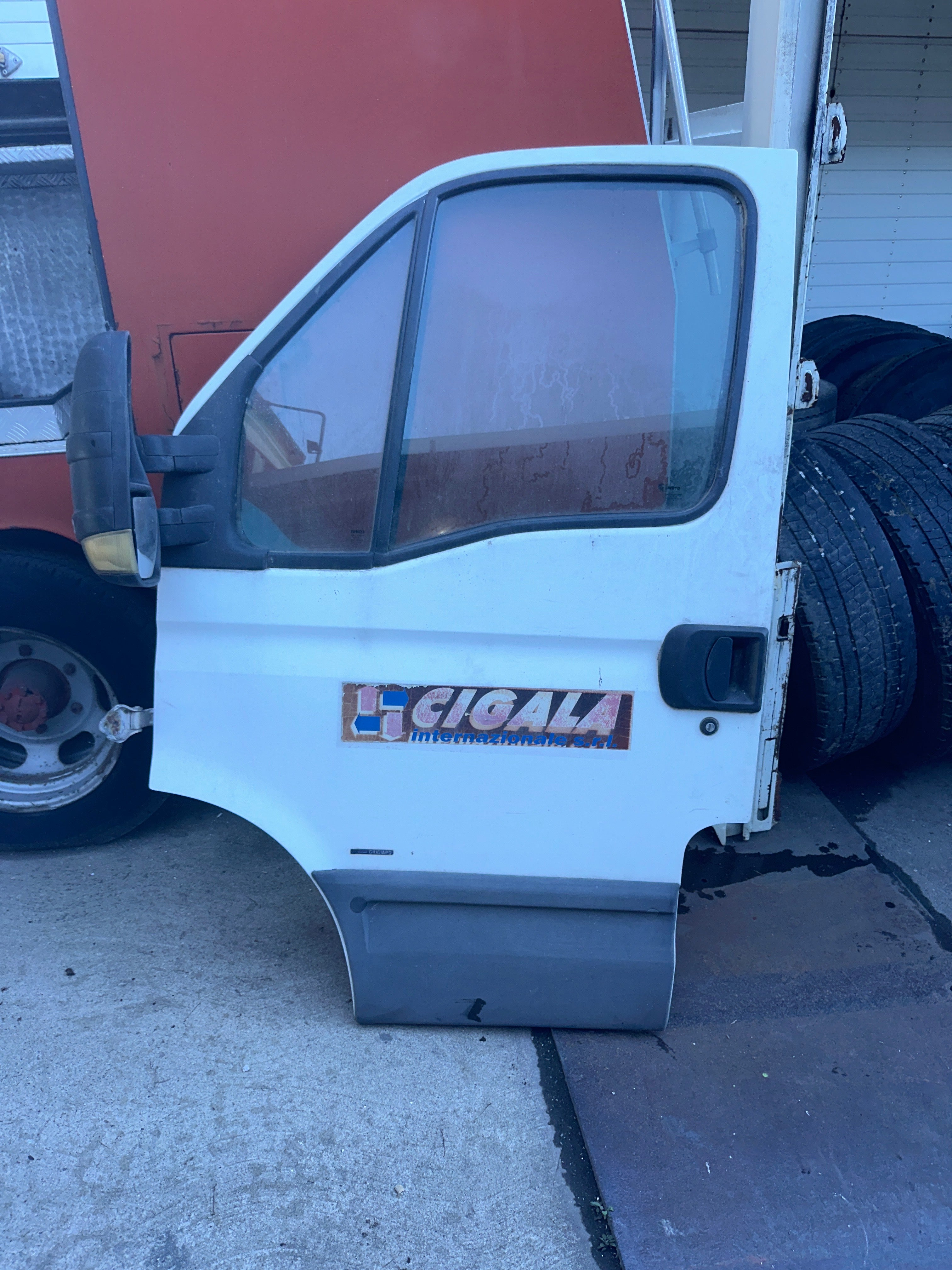 Portiera Iveco Daily Midi Van Lato guida completa usata