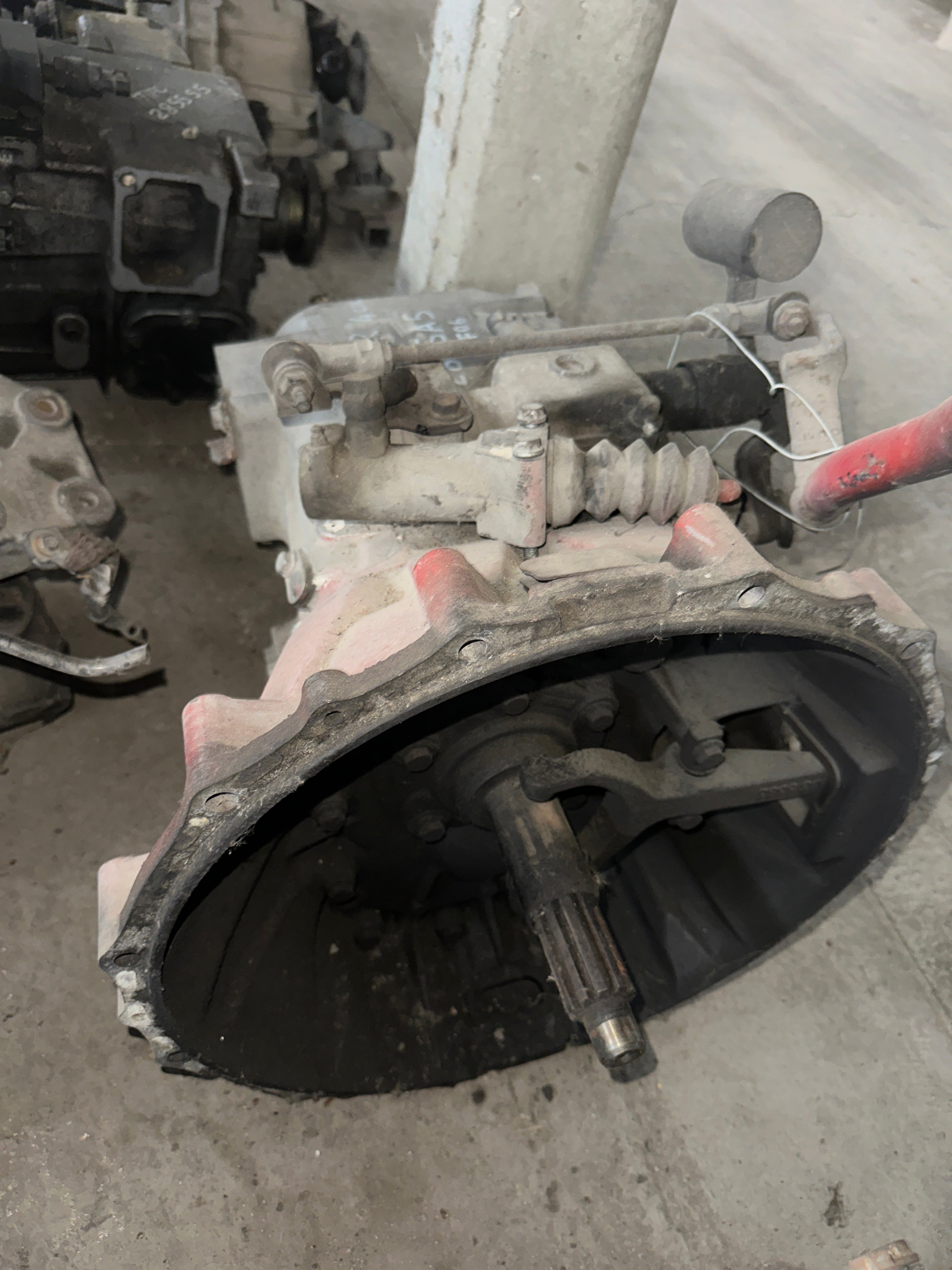 Cambio Iveco Tector 4 cil usato