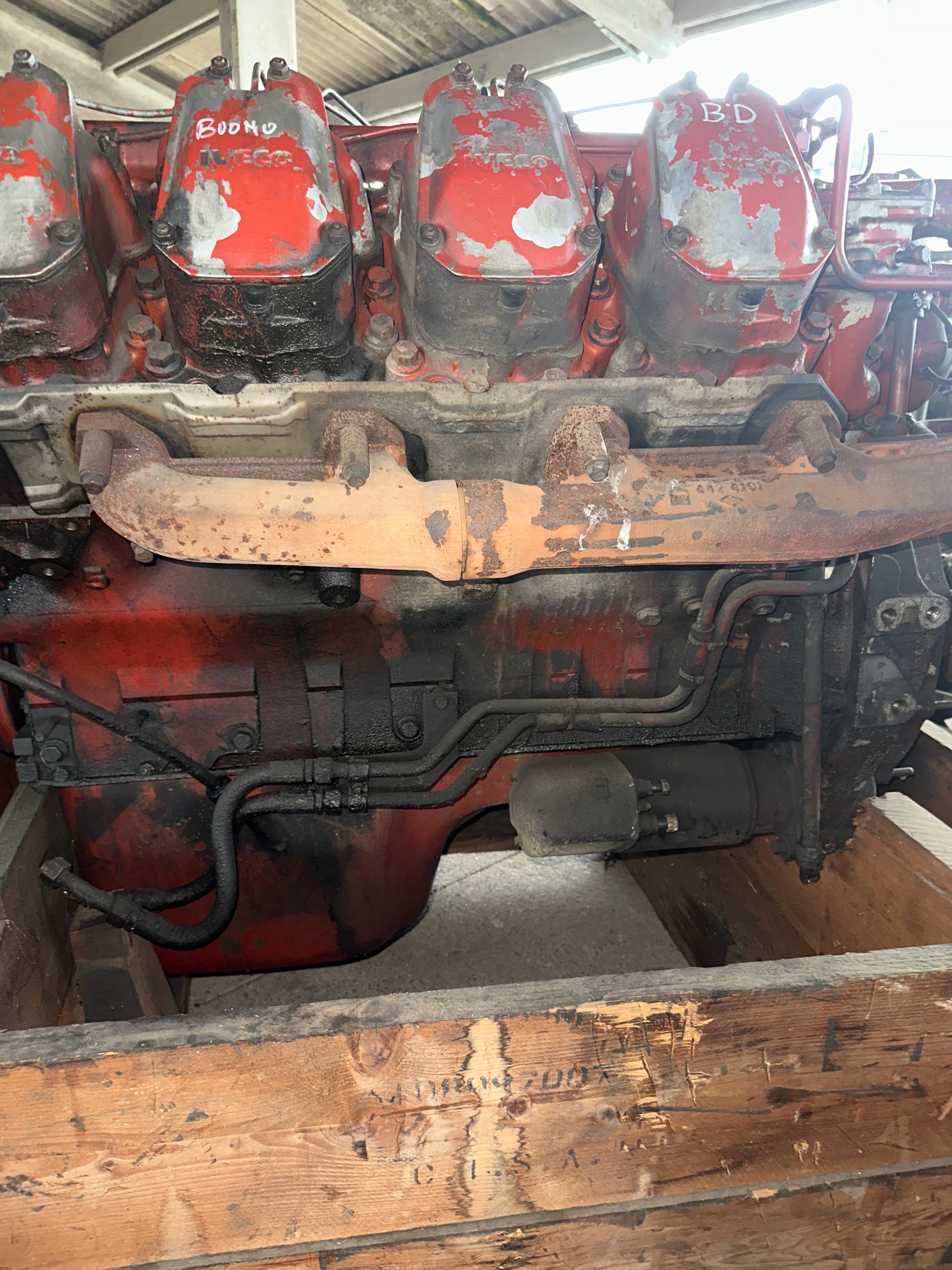 Motore Iveco 330.35 buono