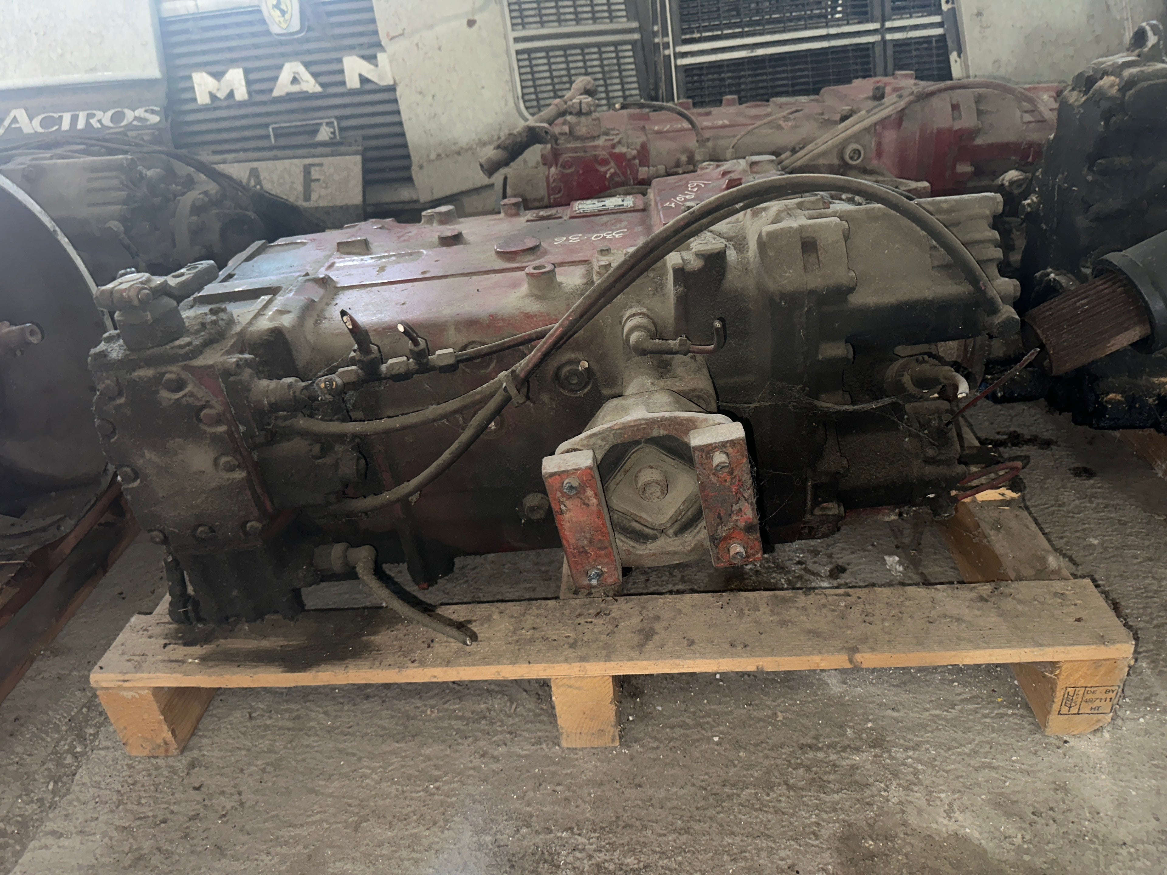 Cambio Iveco 330.36 tipo ZF 16S190/1 usato