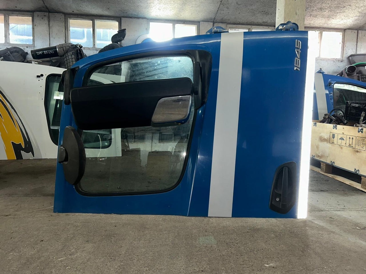Portiera Mercedes Actros 2018 lato passaggero completa usata