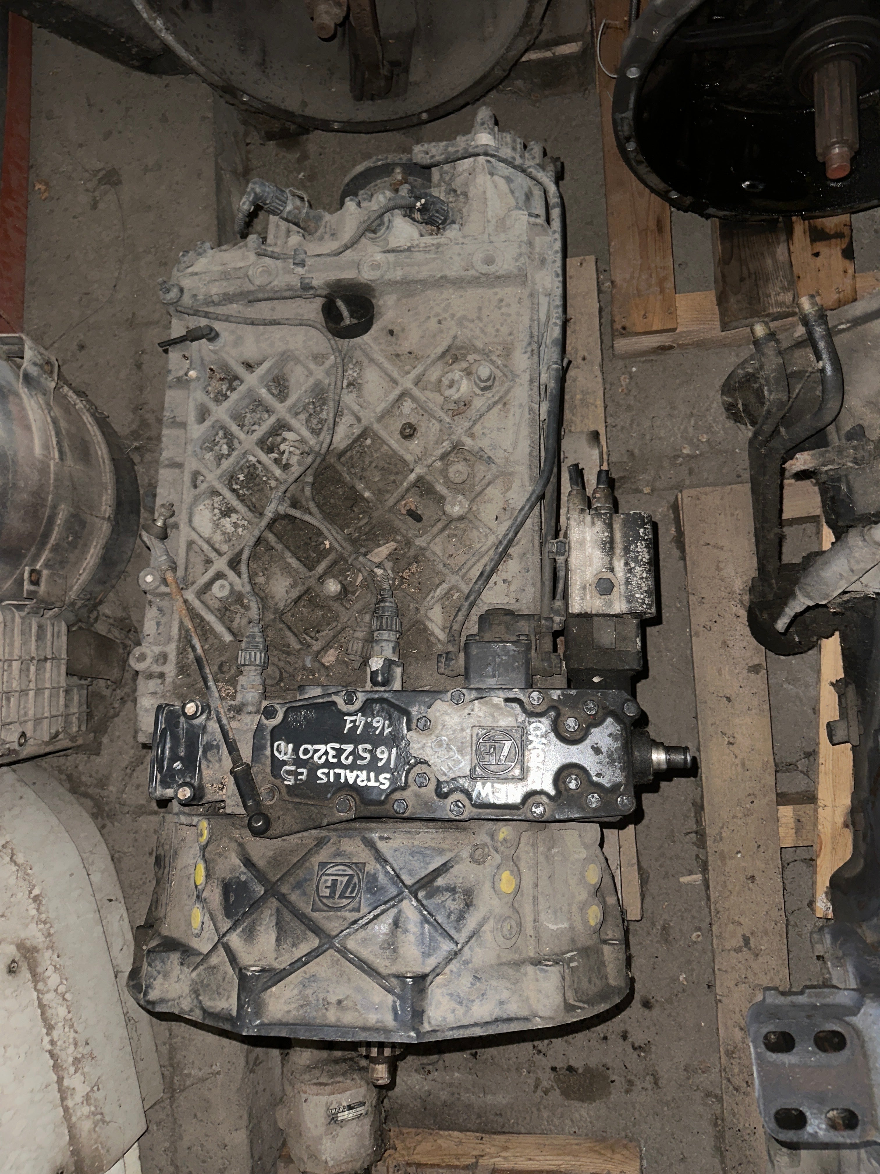 Cambio Iveco Stralis E5 tipo ZF 16S2320TD