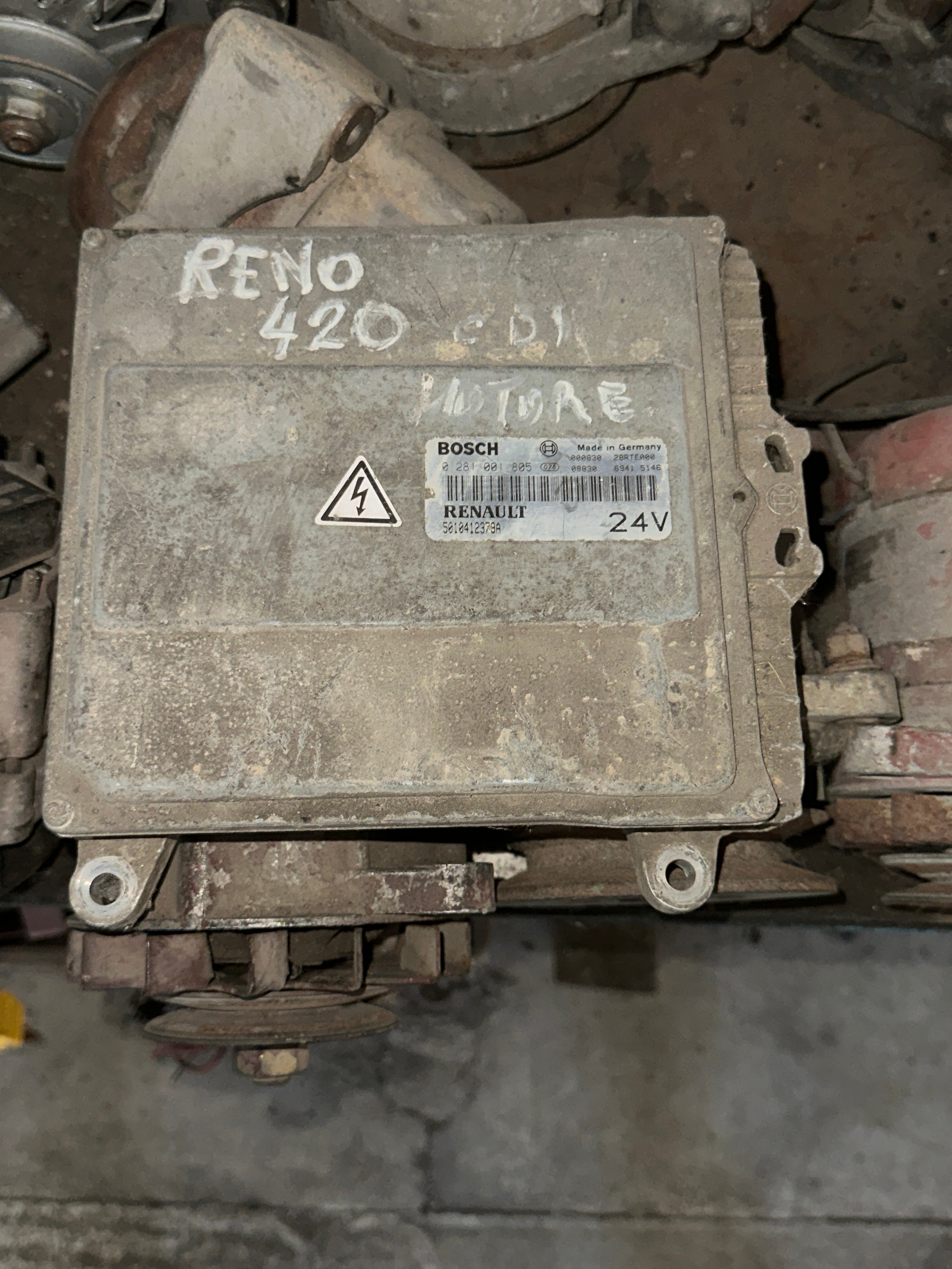 Centralina motore Renault premium 420 usata