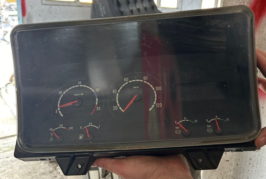 Quadro strumenti Scania R 2004 usato